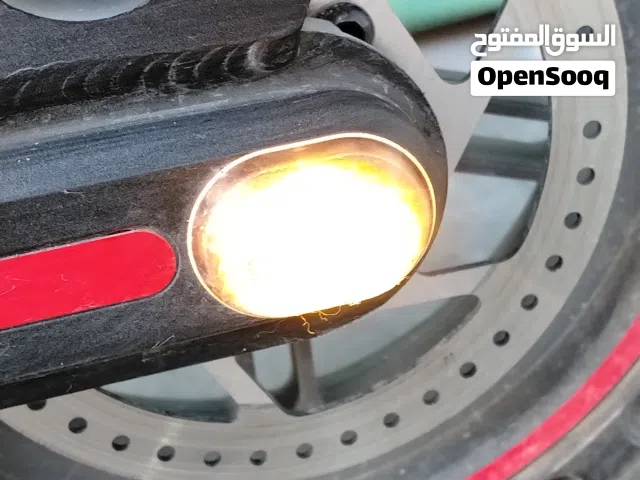 40 دينار كويتي سكوتر شاومي مستعمل نضيف سرعه 70 كيلو متر في الساعة