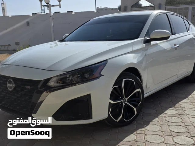 2020 نيسان التيما S