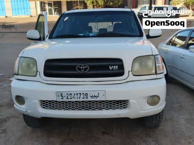 2004 Toyota Sequoia SR 5