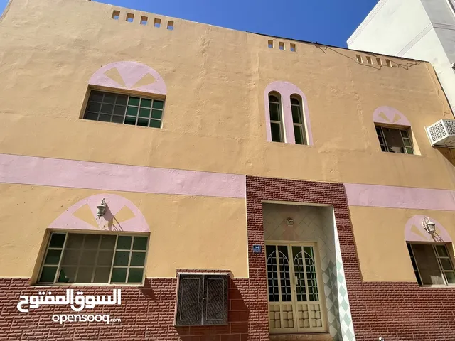330 m2 4 Bedrooms Townhouse for Sale in Muharraq Samaheej