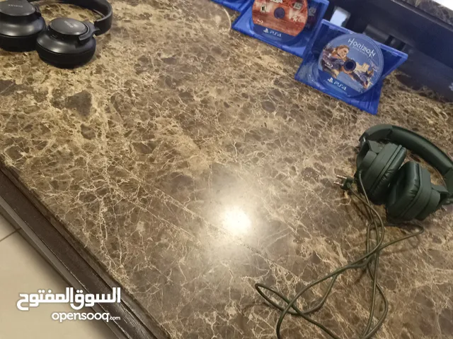 سيديات بلايستيشن وسماعه بلايستيشن