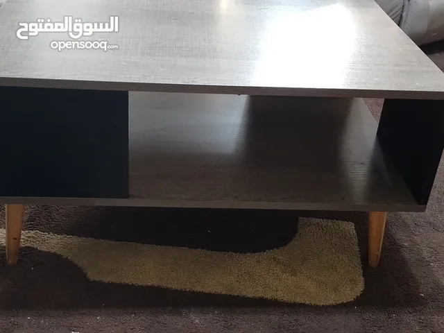 طاولة وسطية استعمال خفيف