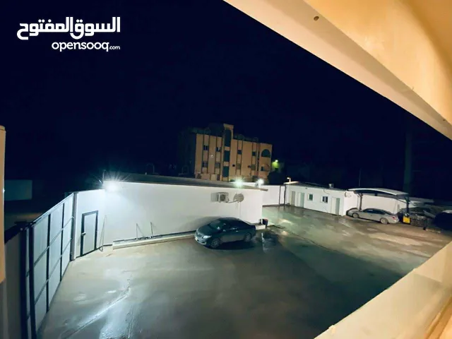 4 مخازن بالمكاتب وسكن للإيجار منطقة تاجوراء الساحلي R2265