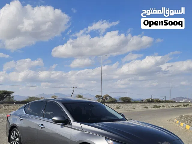 نيسان التيما 2019 SV صالون / سيدان مستعملة مرخصة بميزات متطورة رقم واحد السيارة حاليا فشناص