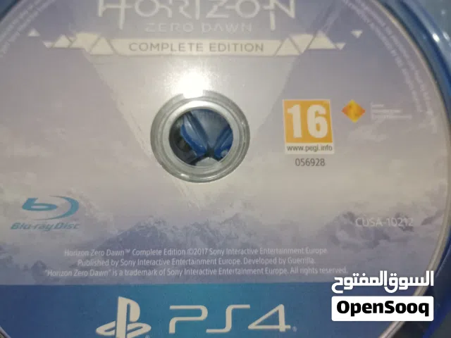 لعبة بلايستيشن 4(GRAN TURISMO) لعبة سباق+لعبة مغامرة (horizon)لعبة مغامرة وبلايستيشن 4