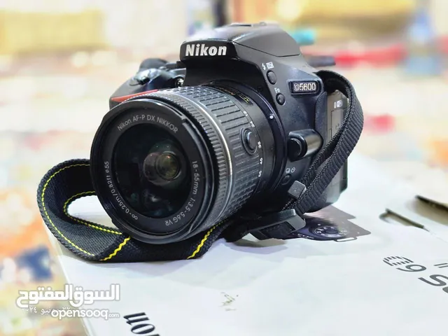 نيكون D5600 اقرو الوصف