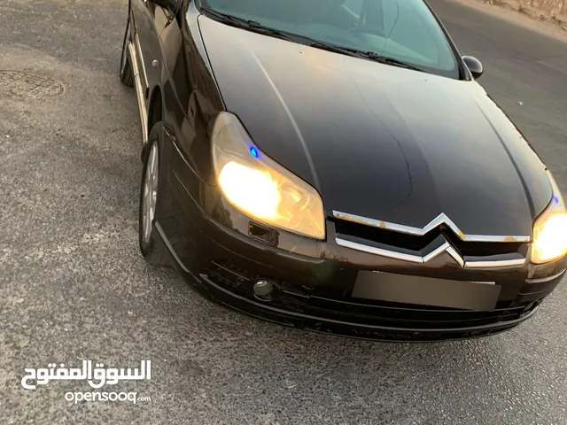 سياره للبيع بسعر مناسب .