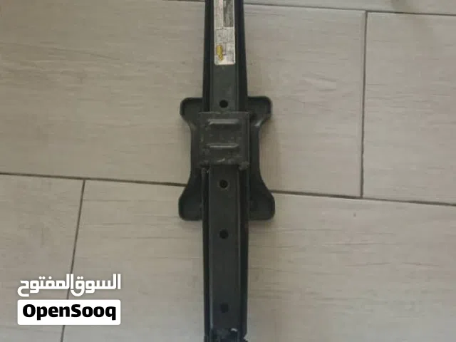 كريك سيارة يدوي