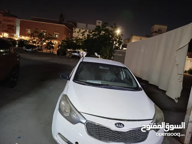 سياره كيا سيراتو 2015 للايجار الشهري 1800
