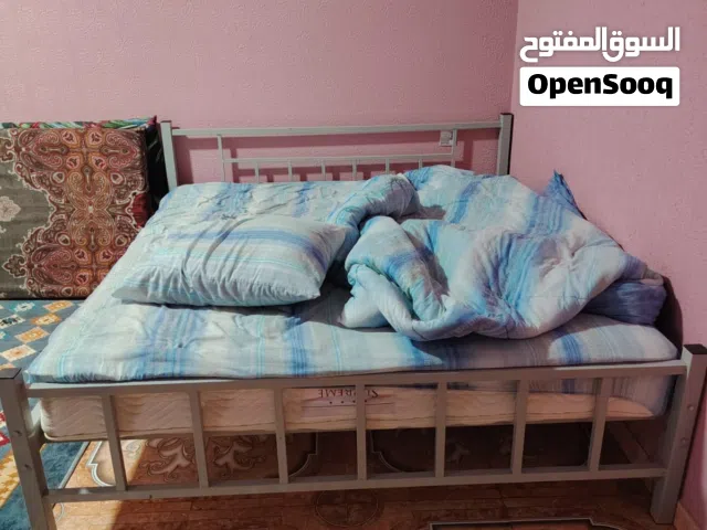 البيع 3كرفايه مال حديد عمان من نوع الجيد مال اطفال مال وحد ونص وحده كبير مال نفرين سعر 80ريال