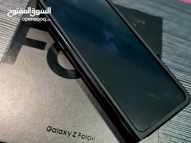 Samsung Galaxy Z Fold 4 512 GB in Farwaniya