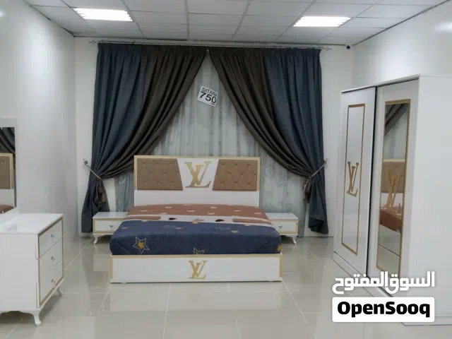 غرفة نوم نظيفة للبيع بسعر جيد