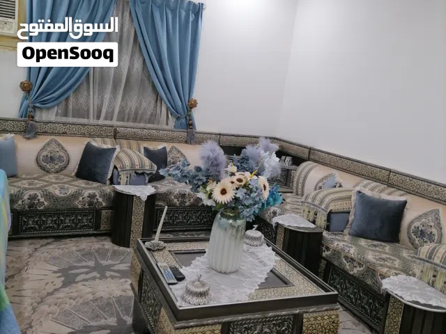 كنب مستعمل للبيع نظيف