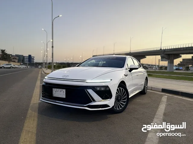 سوناتا هايبرد 2024