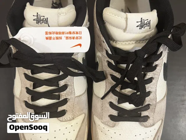 NIKE DUNKS X STUSSY