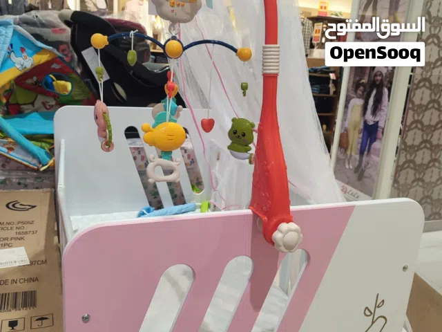 Baby Crib - Excellent Condition