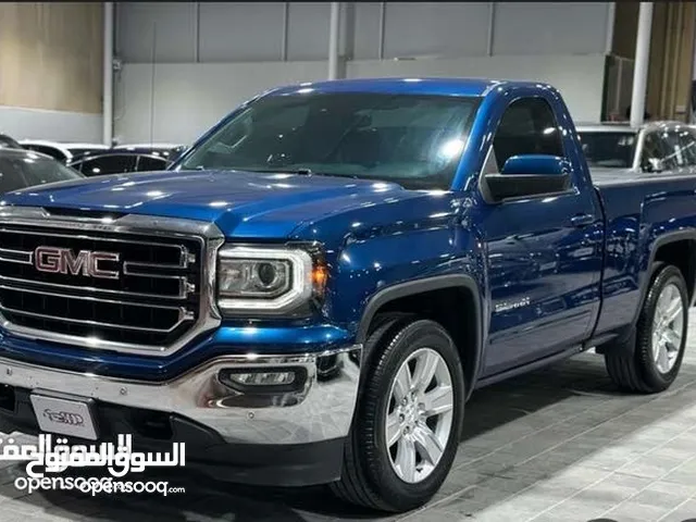 Used GMC Sierra in Northern Governorate