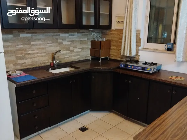 شقة للايجار للطالبات فقط