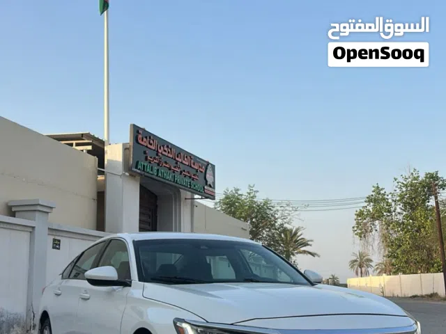 هوندا أكورد LX 2021