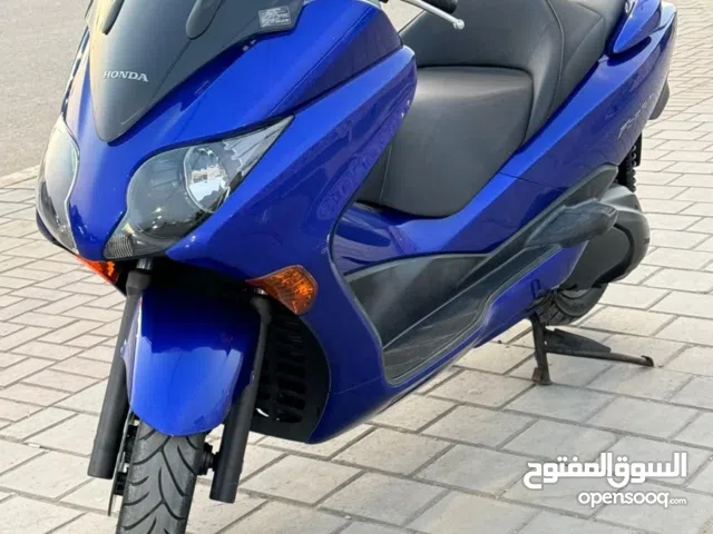 فورزه  صفرعشره  ماشيه 10 الاف نظيفه 99% لون ازرق على بنفسجي  مكفوله كفاله عامة اوراقها موجوده وكامله