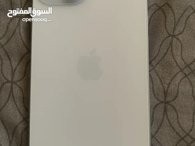 Apple iPhone 15 128 GB in Mafraq