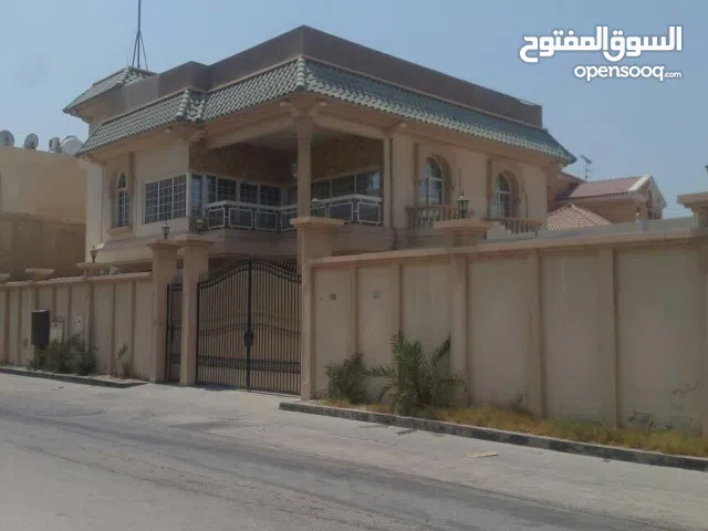 325 m2 More than 6 bedrooms Villa for Sale in Manama Zinj