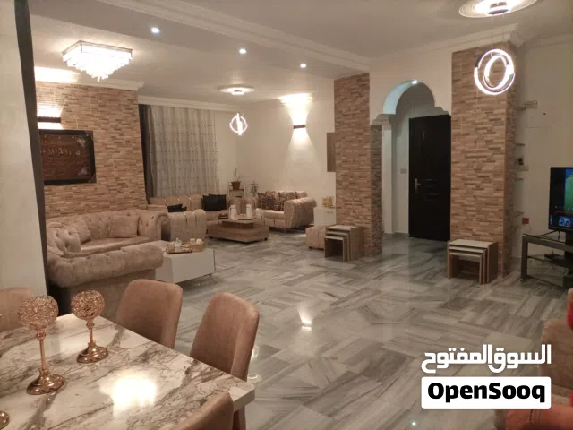 160 m2 3 Bedrooms Apartments for Sale in Amman Deir Ghbar