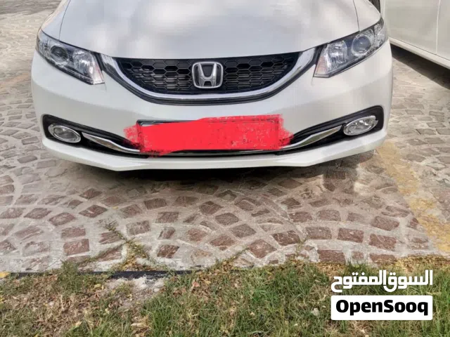 2014 هوندا سيفيك Standard