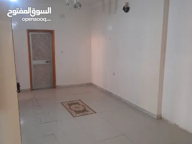 120 m2 2 Bedrooms Townhouse for Rent in Sabha Sukarra