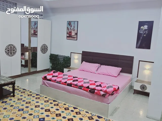 Studio furnished opposite alwhda mall /استديو مفروش فخامه امام الوحده مول مباشره