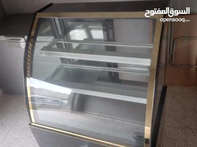 تلاجة حلويات عرض
