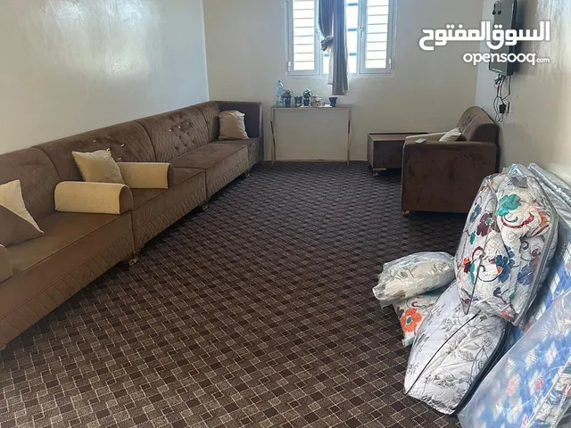 شقه نظيفه و واسعه للإيجار في الاشخره التفاصيل في الوصف