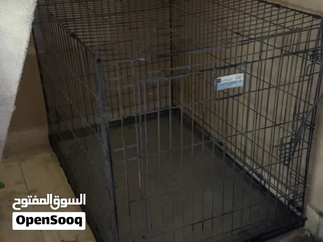 قفص او بيت للكلب