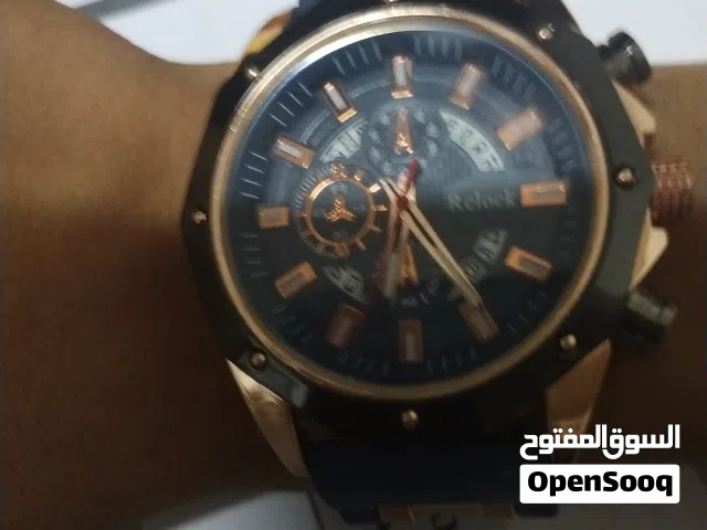 ساعة للبيع