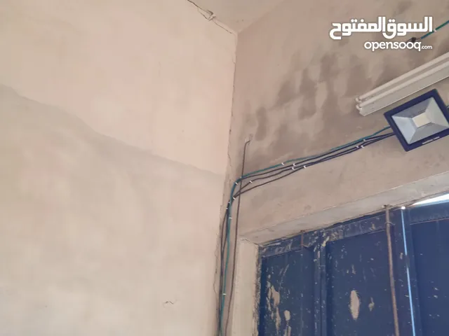 مخزن للايجار ارتفاع 5 متر