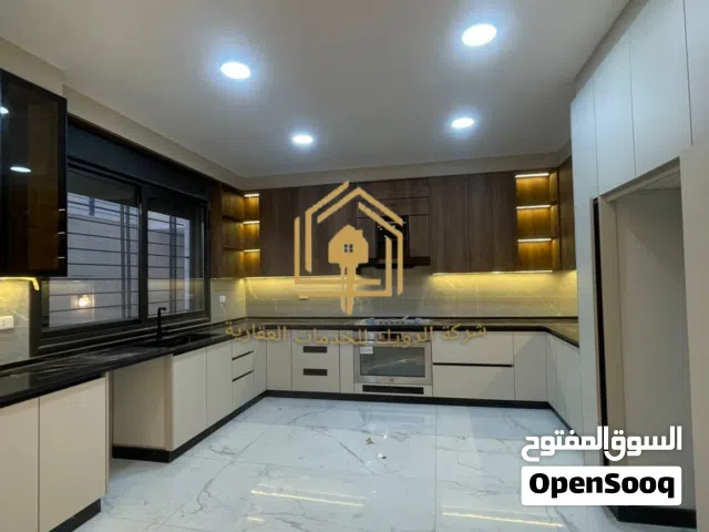 240 m2 3 Bedrooms Apartments for Rent in Amman Airport Road - Manaseer Gs