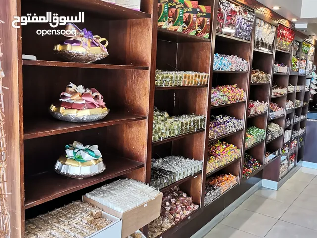 محمص بمنطقة الجاردنز يعمل بشكل جيد للبيع المستعجل، وبجانب سوبر ماركت و دراي كلين