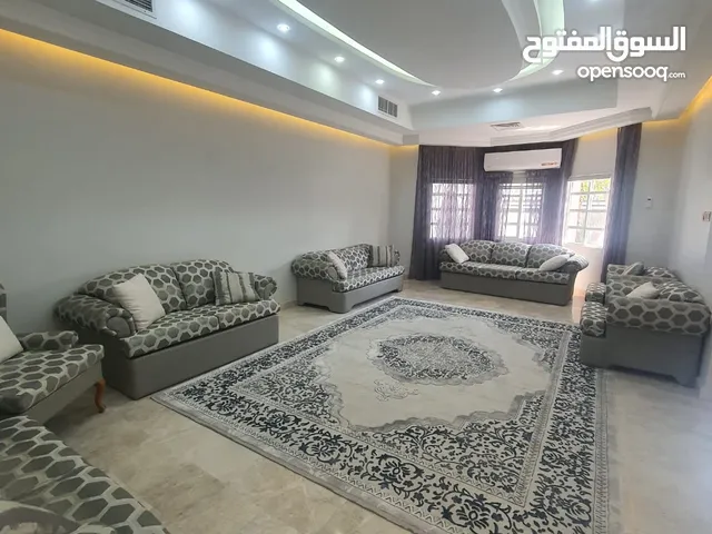 520m2 More than 6 bedrooms Villa for Sale in Muharraq Arad