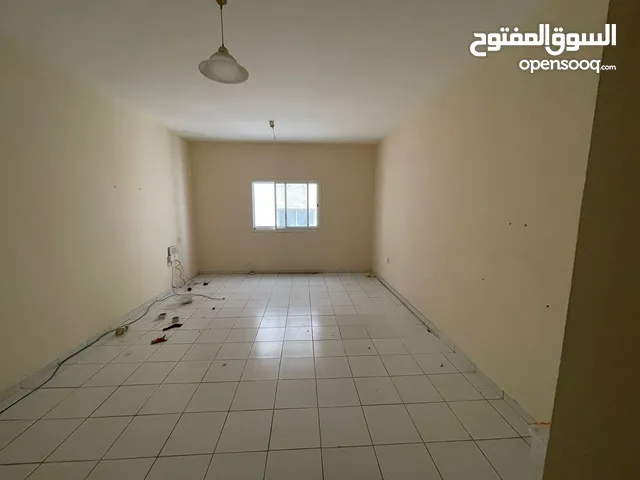 800 ft Studio Apartments for Rent in Sharjah Al Taawun