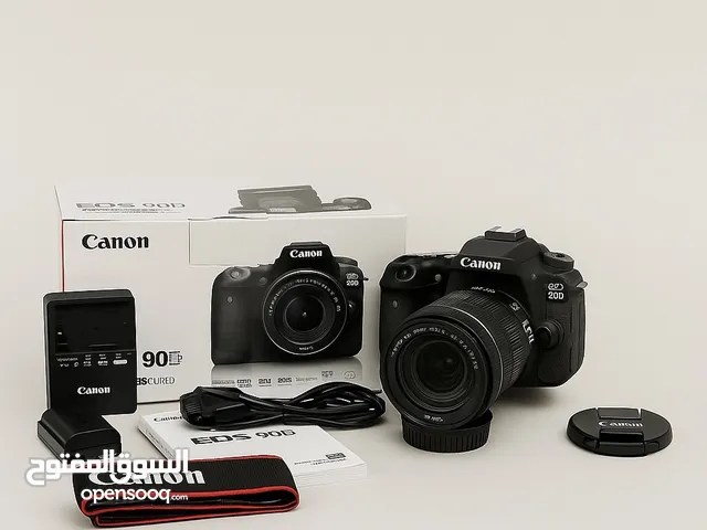 كاميرا Canon EOS 90D بعدسة 135-18mm حالة ممتازة جداً
