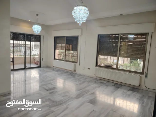 شقة للبيع الثامن حي الرونق