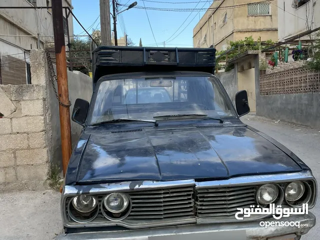 بكب آب تويوتا هايلوكس 1977