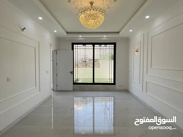200 m2 4 Bedrooms Villa for Sale in Erbil Sarbasti