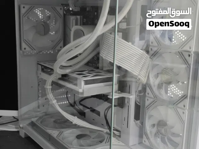 للبيع كمبيوتر العاب شوف الوصف