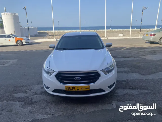 Used Ford Taurus in Al Batinah