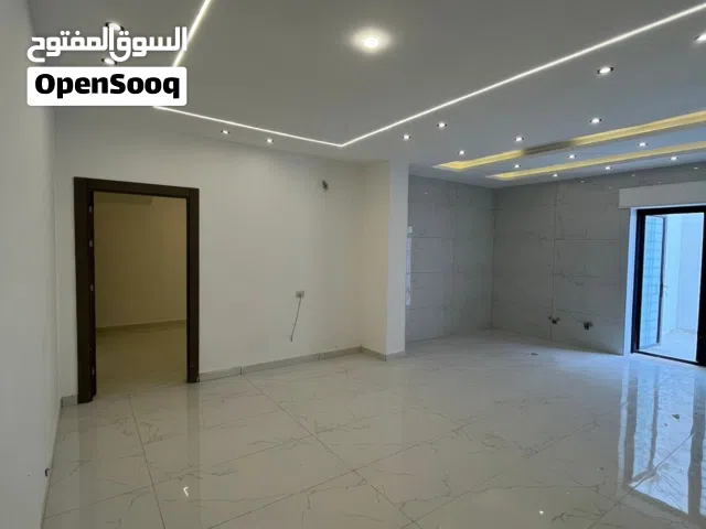 اخر شقة شبه ارضي في البنيات بسعر لقطه فقط ب 50000 الف