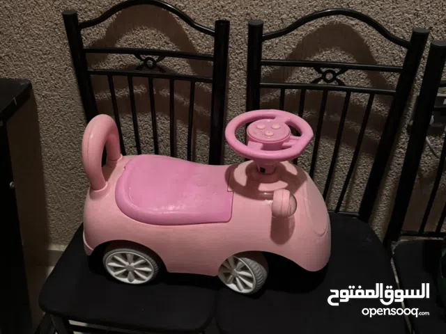 عربايه اطفال لون زهري