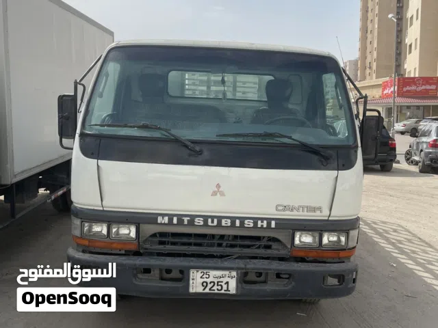 هاف لوري ميتسوبيشي كاونتر 2004