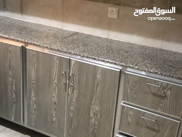 نشتري جميع انواع المطابخ الألمنيوم و الاستيل