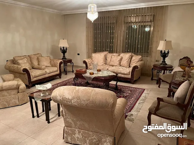 270 m2 3 Bedrooms Apartments for Rent in Amman Um Uthaiena